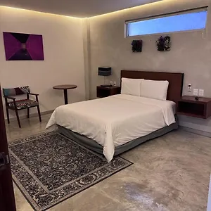 3* Hotel Urban 101