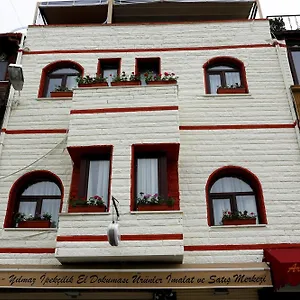 ararat-hotel.istanbul-turkeyhotels.com/